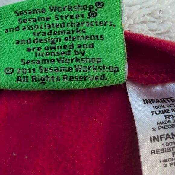 Sesame Street Elmo infant Y2K red & blue fleece pajama set size 24 months - Picture 4 of 5